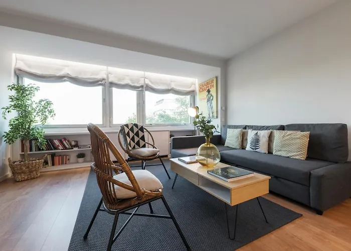 1 Bedroom 1 Bathroom Furnished - Justicia - Refurbished - Minty Stay
